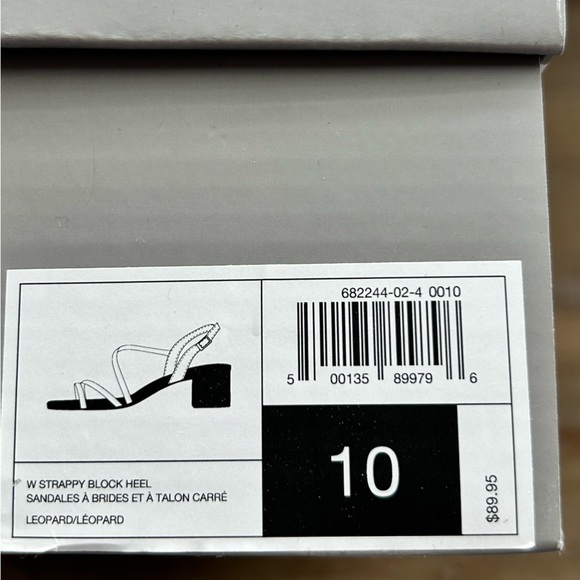 GAP Strappy Block Heel Sandals Size 10 NWT - Picture 10 of 10